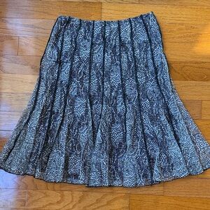 Coldwater Creek Elegant Black and White Patterned Skirt, Size 8
